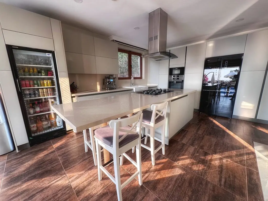 Kitchen area